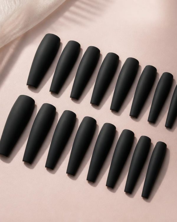 Kriola Nails — Haiti Edition